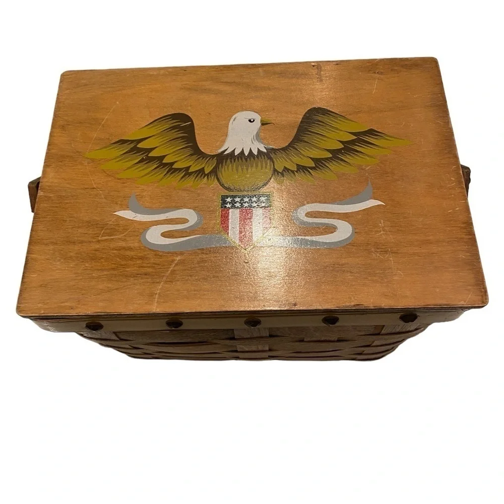 SCOVILL DRITZ Sewing Basket Wood Top Painted Eagle Vintage Made in Japan #91022